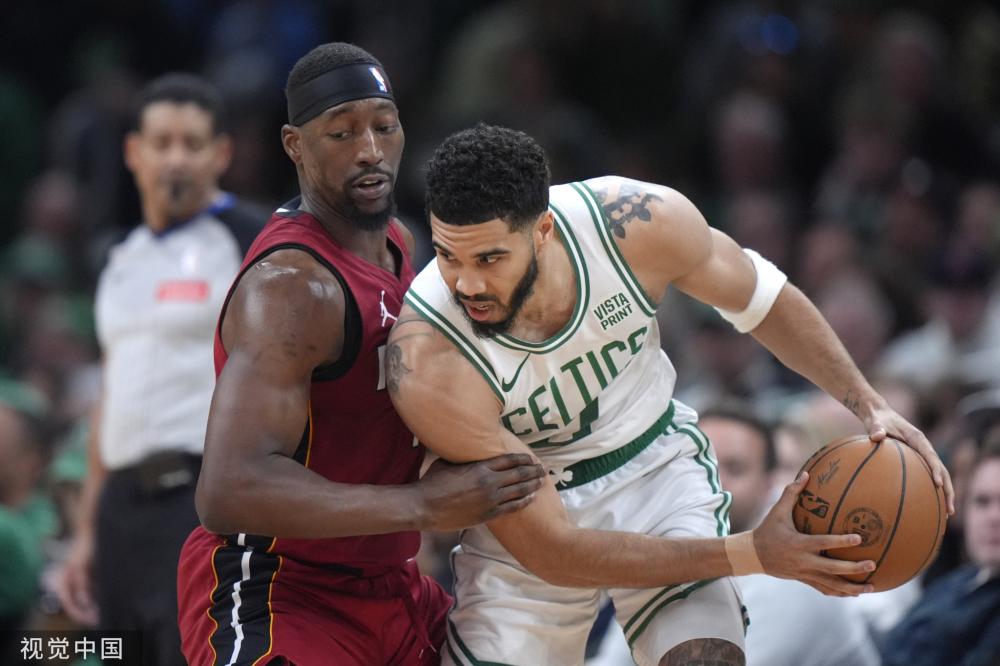 某饮料品牌 某饮料品牌