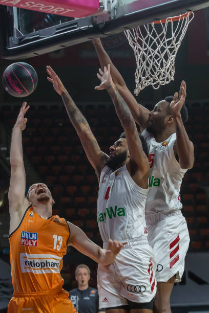 从此前的英 从此前的英