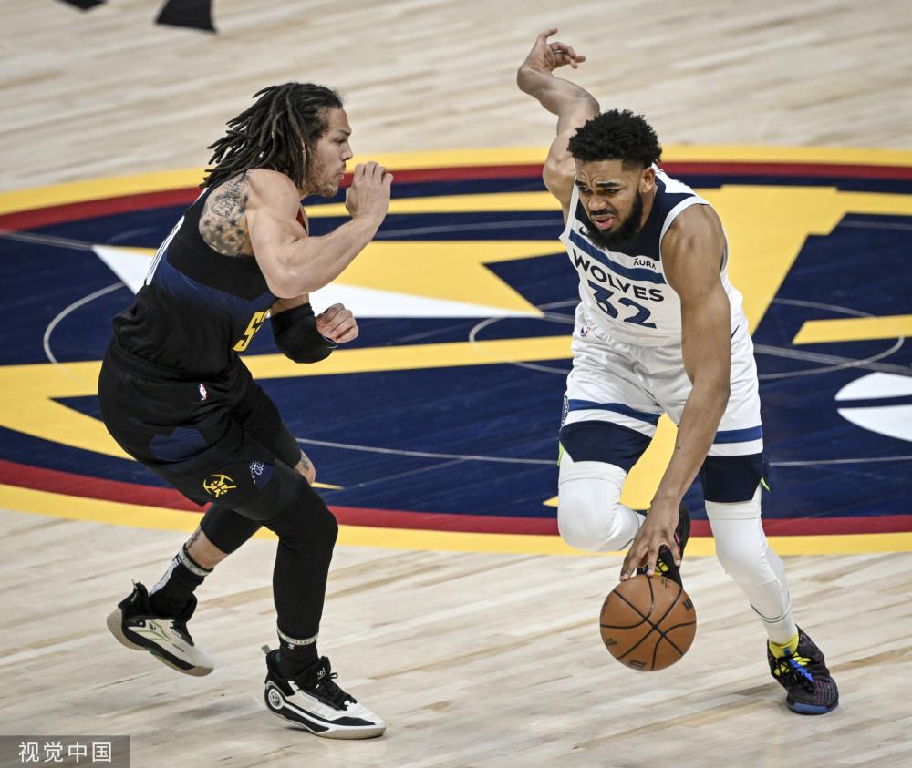 “篮球运动员参与慈善比赛，支持公益事业”.